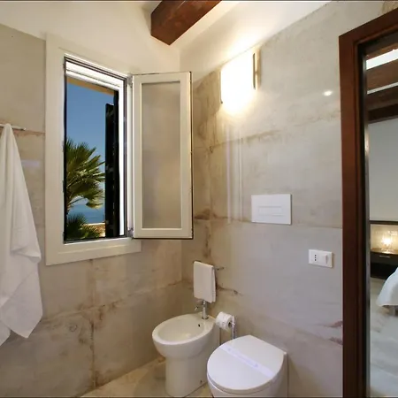 Antonia - Vasca Idromassaggio Terrazza Vista Mare Villa San Vito Lo Capo