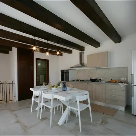 Antonia - Vasca Idromassaggio Terrazza Vista Mare Villa San Vito Lo Capo